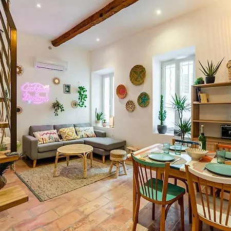 Apartment Ciotat Colada Beau Duplex Atypique A 50 M Du Port Classe 3 Etoiles *