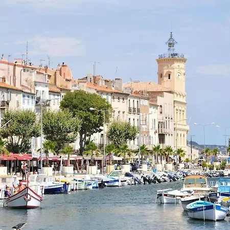 Apartment Ciotat Colada Beau Duplex Atypique A 50 M Du Port Classe 3 Etoiles